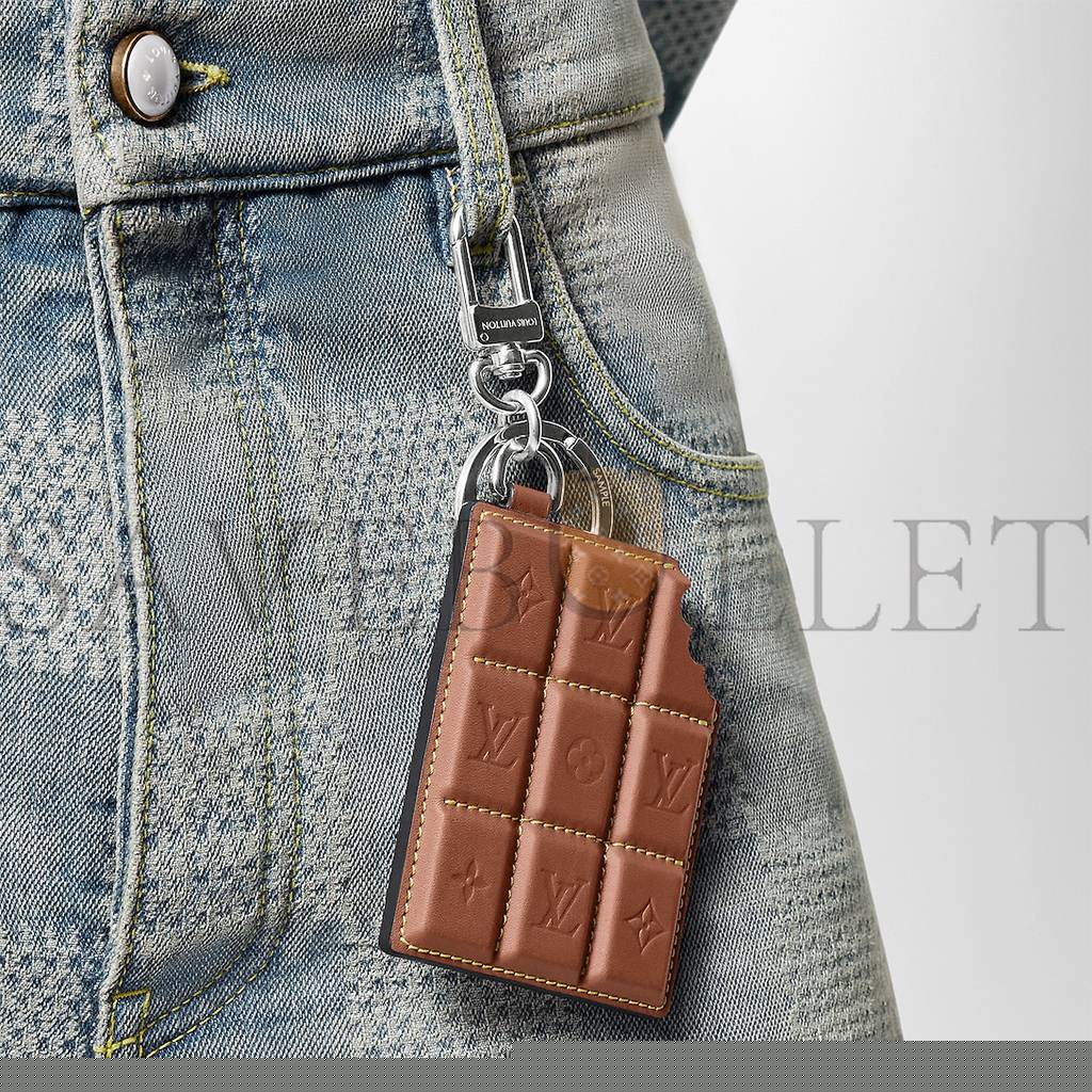 l**is V*t*n padded cassette m01478